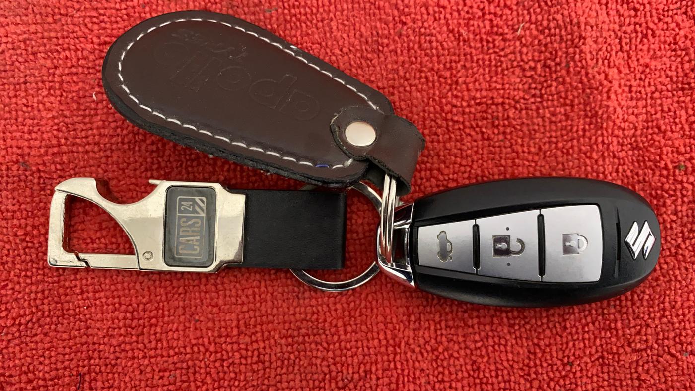 2016 Maruti Ciaz ZXI+ AT, Petrol, Automatic, 33,520 km, Key Close Up
