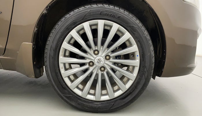 2016 Maruti Ciaz ZXI+ AT, Petrol, Automatic, 33,520 km, Right Front Wheel