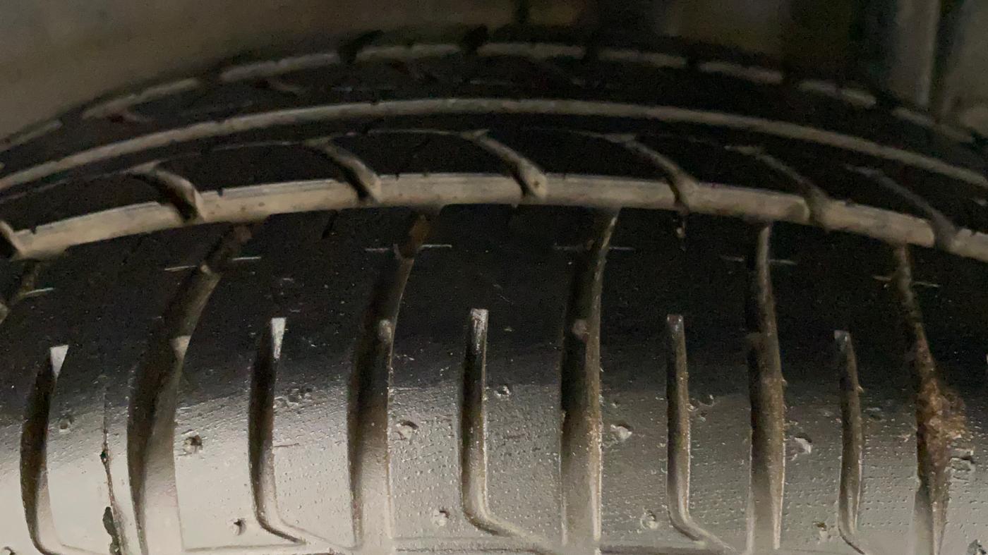 2014 Tata Zest XMA F-TRONIC DIESEL, Diesel, Automatic, 96,667 km, Left Rear Tyre Tread
