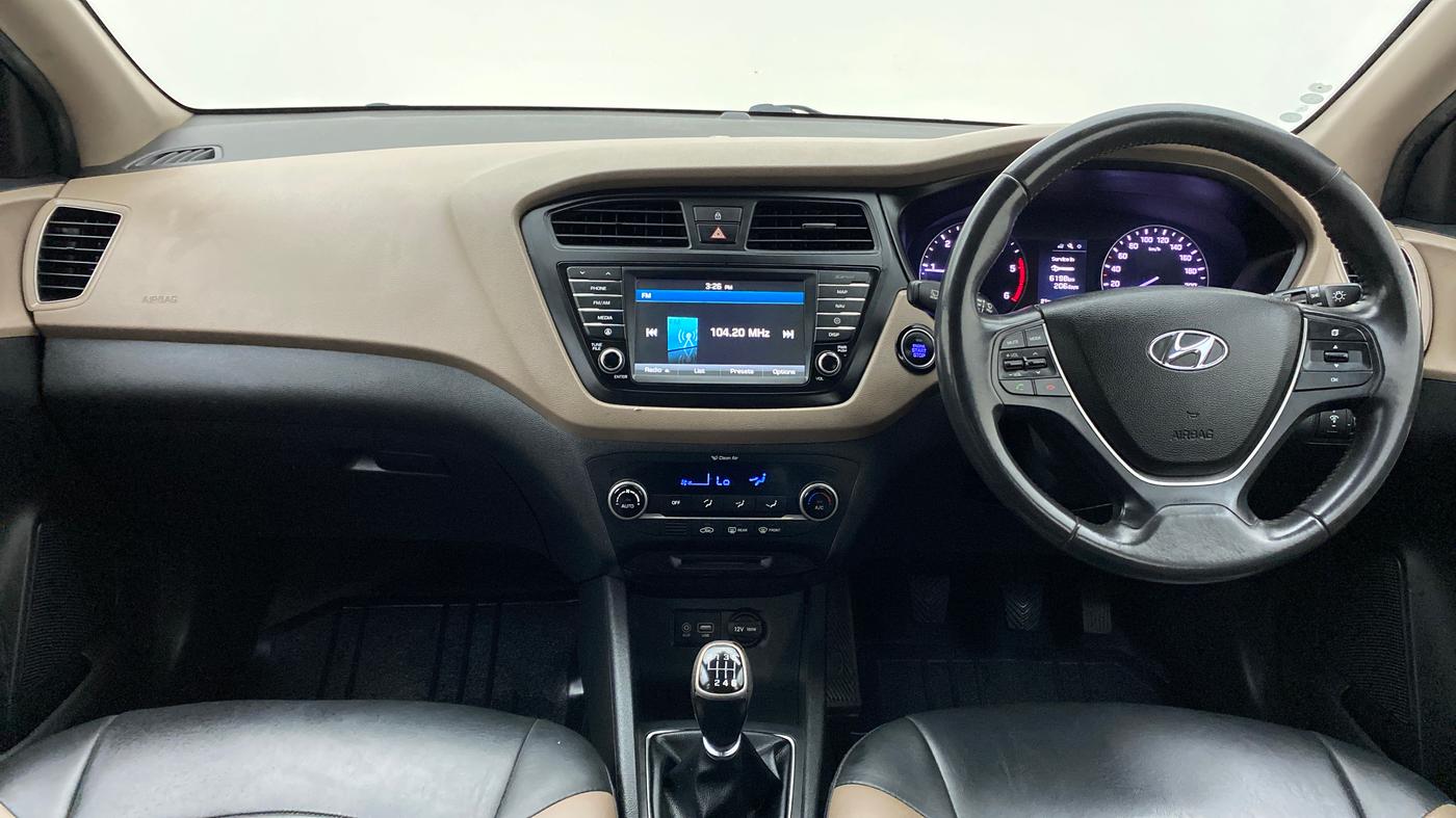 2016 Hyundai Elite i20 1.4 CRDI ASTA (O), Diesel, Manual, 84,096 km, Dashboard