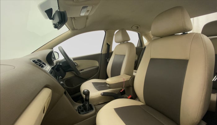 2013 Skoda Rapid AMBITION 1.6 TDI CR MT PLUS, Diesel, Manual, 64,231 km, Right Side Front Door Cabin