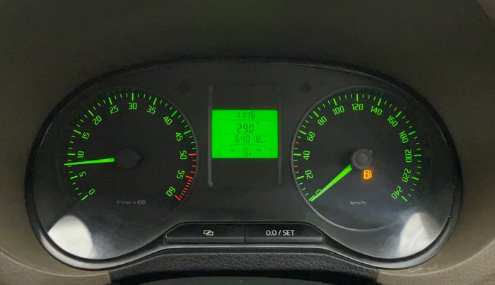 2013 Skoda Rapid AMBITION 1.6 TDI CR MT PLUS, Diesel, Manual, 64,231 km, Odometer Image