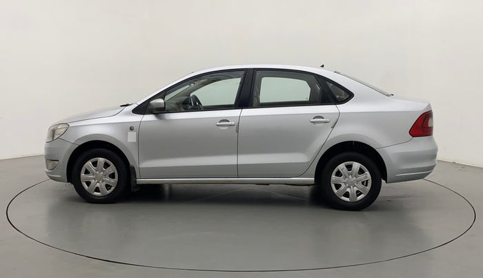 2013 Skoda Rapid AMBITION 1.6 TDI CR MT PLUS, Diesel, Manual, 64,231 km, Left Side