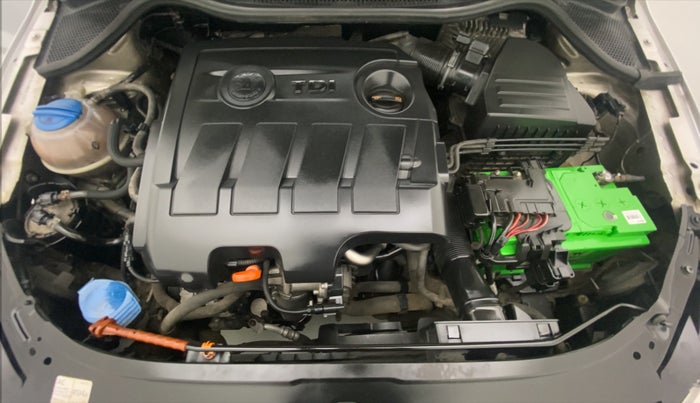 2013 Skoda Rapid AMBITION 1.6 TDI CR MT PLUS, Diesel, Manual, 64,231 km, Open Bonet