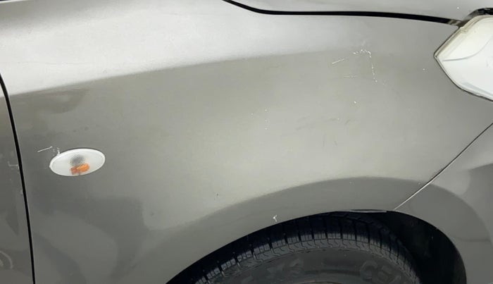 2018 Maruti Dzire LXI, Petrol, Manual, 48,162 km, Right fender - Minor scratches