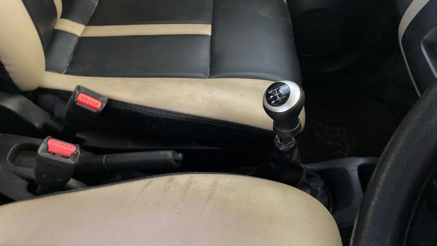 2016 Maruti Wagon R 1.0 LXI CNG, CNG, Manual, 63,749 km, Gear Lever