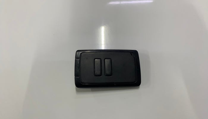 2021 Renault Kiger RXT (O) MT, Petrol, Manual, 35,480 km, Key Close Up