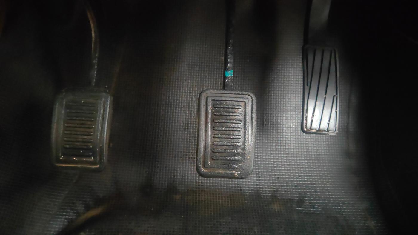 2022 Mahindra Bolero B6 (O), Diesel, Manual, 90,634 km, Pedals