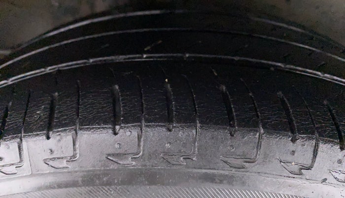 2017 Honda City VX CVT PETROL, Petrol, Automatic, 31,830 km, Right Rear Tyre Tread