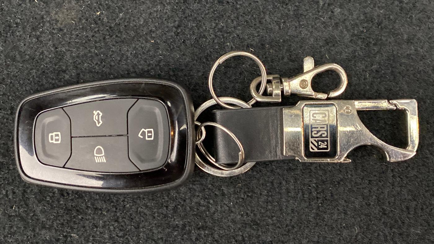 2021 Tata Safari XZ+ 2.0 KRYOTEC, Diesel, Manual, 16,905 km, Key Close Up