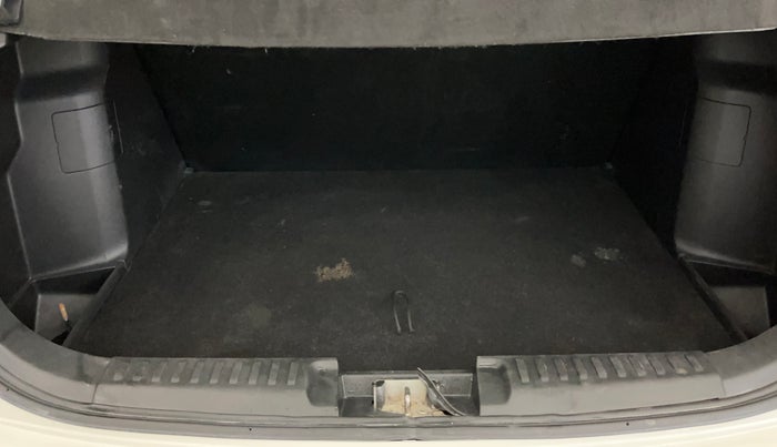 2019 Maruti Vitara Brezza VDI AMT, Diesel, Automatic, 47,994 km, Boot Inside