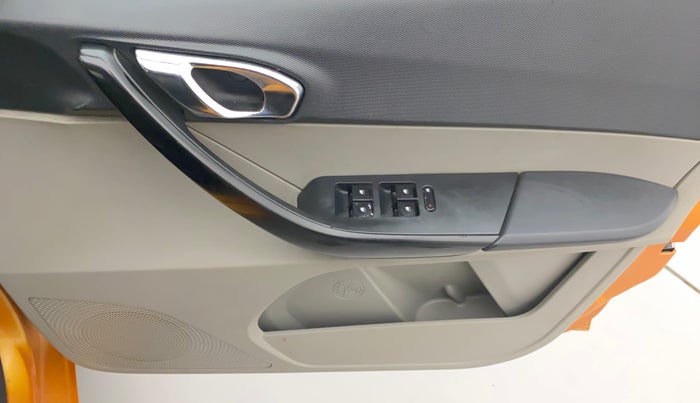 2016 Tata Tiago XZ PETROL, Petrol, Manual, 62,663 km, Driver Side Door Panels Control