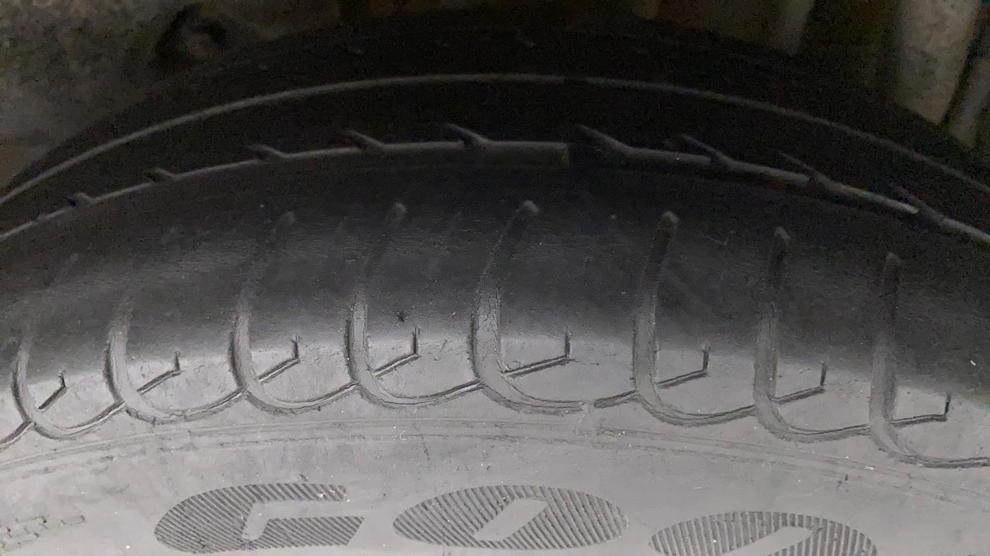 2016 Tata Tiago XZ PETROL, Petrol, Manual, 62,663 km, Left Rear Tyre Tread