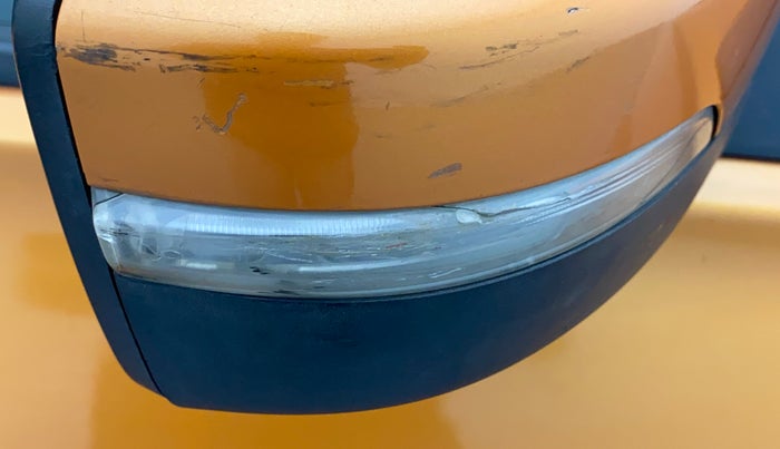 2016 Tata Tiago XZ PETROL, Petrol, Manual, 62,663 km, Right rear-view mirror - Indicator light has minor damage