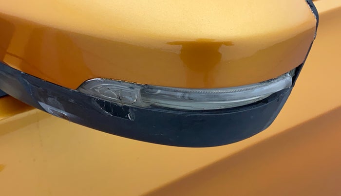 2016 Tata Tiago XZ PETROL, Petrol, Manual, 62,663 km, Left rear-view mirror - Indicator light has minor damage