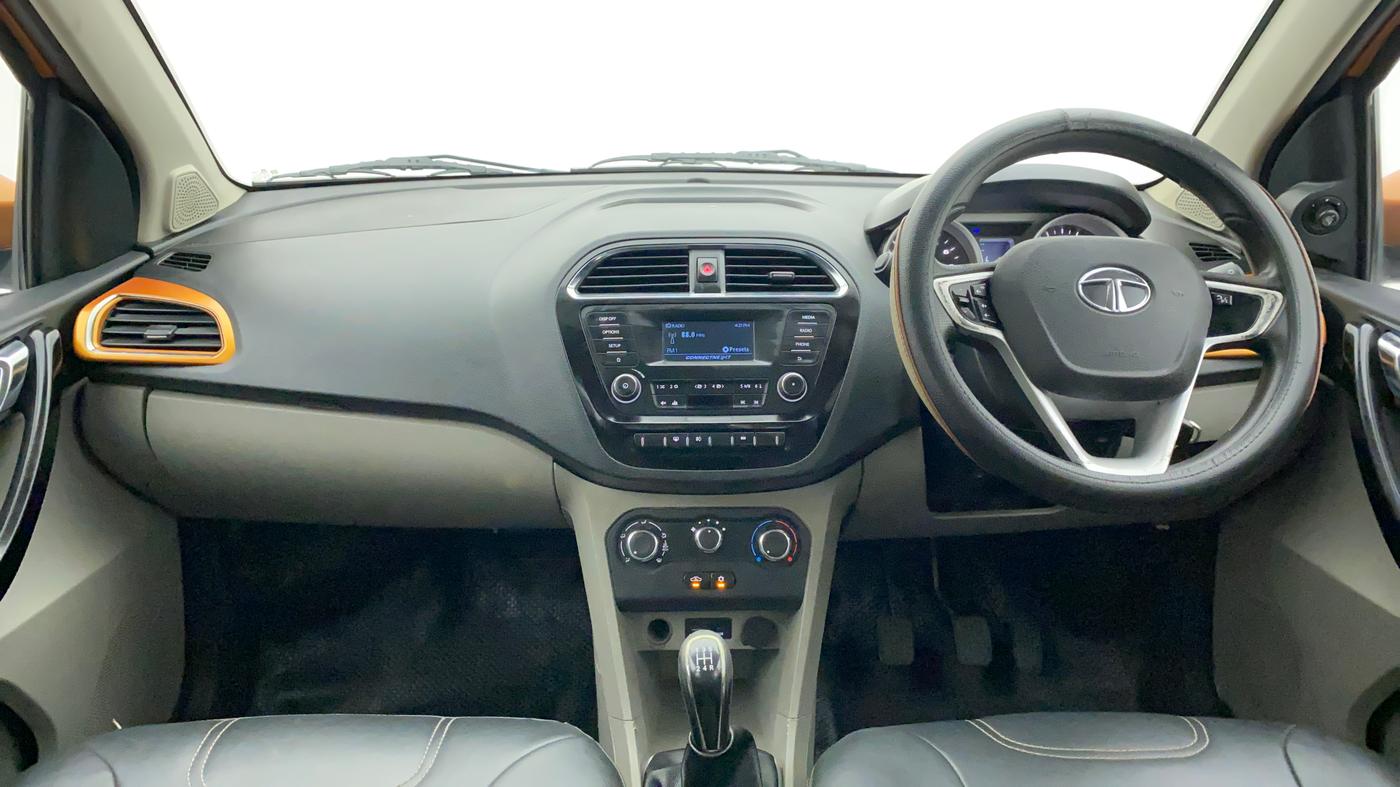 2016 Tata Tiago XZ PETROL, Petrol, Manual, 62,663 km, Dashboard