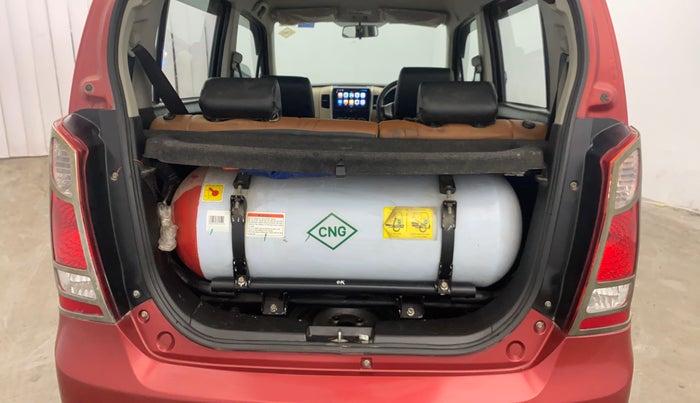 2017 Maruti Wagon R 1.0 LXI CNG (O), CNG, Manual, 44,861 km, Boot Inside