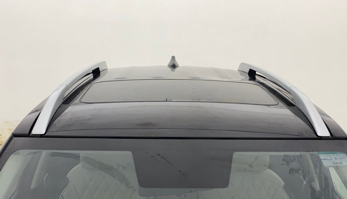 2024 Hyundai VENUE SX (O) 1.0 TURBO DCT DUAL TONE, Petrol, Automatic, 16,890 km, Moonroof/ Sunroof