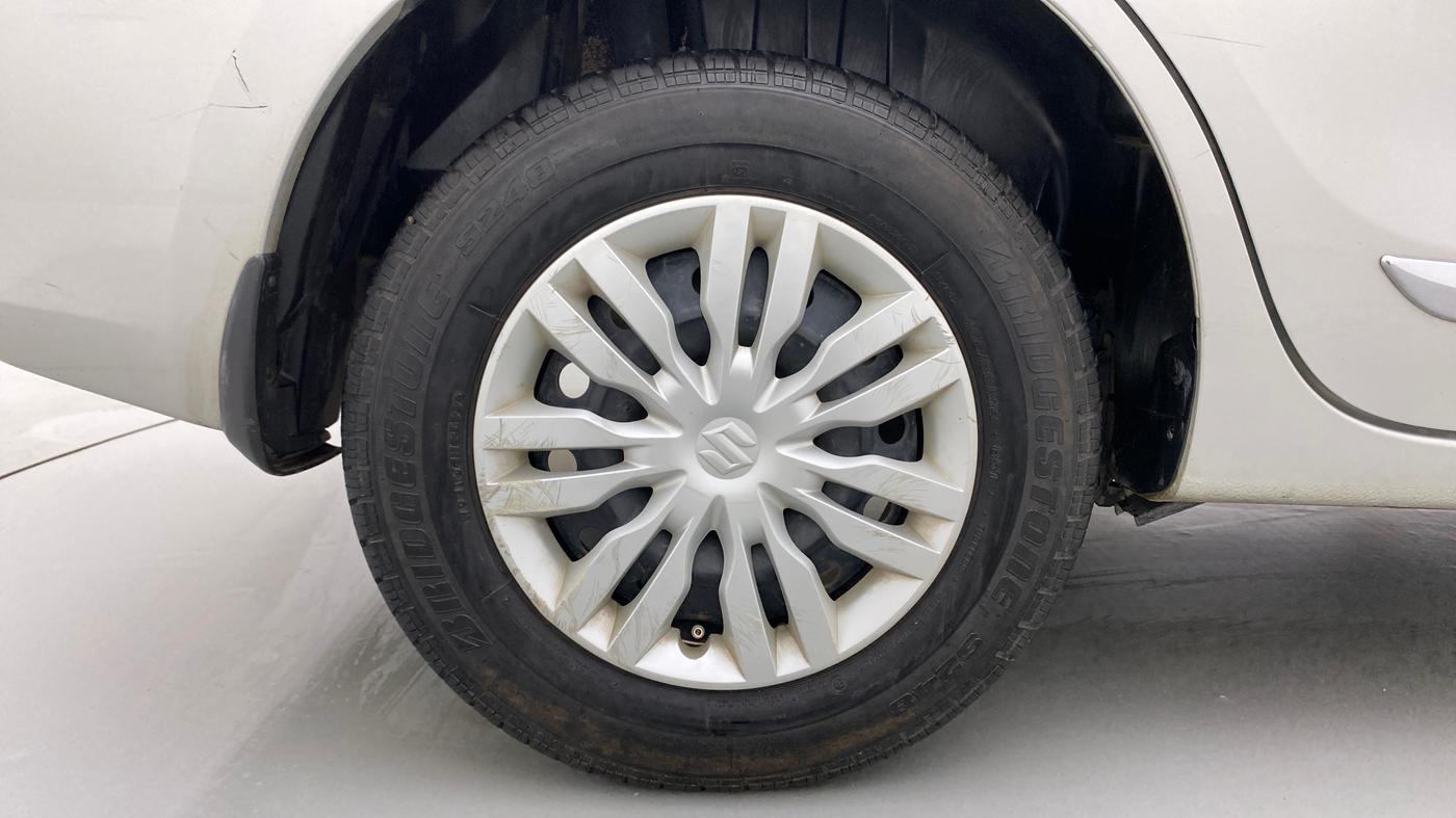 2020 Maruti Dzire VXI, Petrol, Manual, 64,023 km, Right Rear Wheel