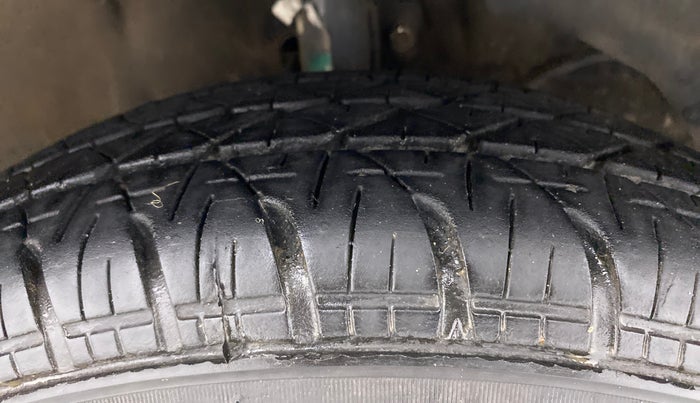 2020 Maruti Dzire VXI, Petrol, Manual, 64,023 km, Right Front Tyre Tread
