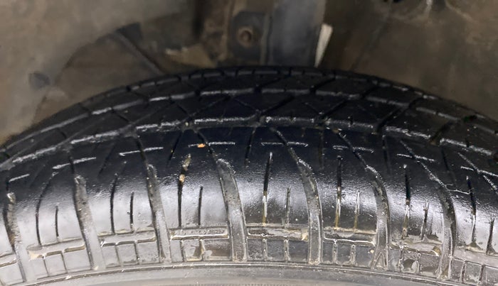 2020 Maruti Dzire VXI, Petrol, Manual, 64,023 km, Left Front Tyre Tread