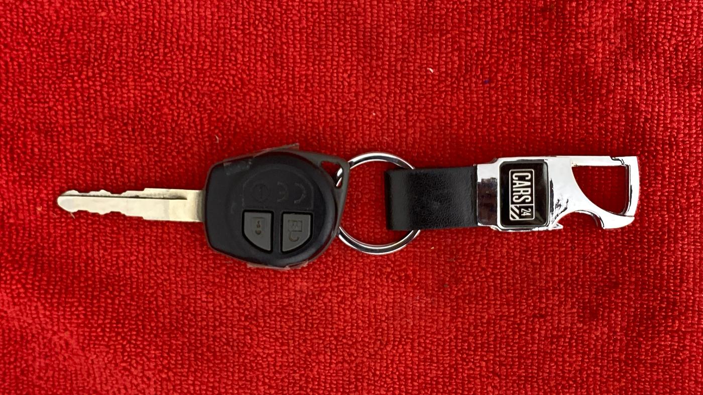 2020 Maruti Dzire VXI, Petrol, Manual, 64,023 km, Key Close Up