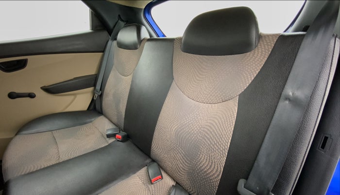 2016 Hyundai Eon MAGNA PLUS OPTIONAL, Petrol, Manual, 23,889 km, Right Side Door Cabin View