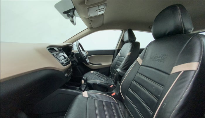 2016 Hyundai Elite i20 SPORTZ 1.2, Petrol, Manual, 77,213 km, Right Side Front Door Cabin