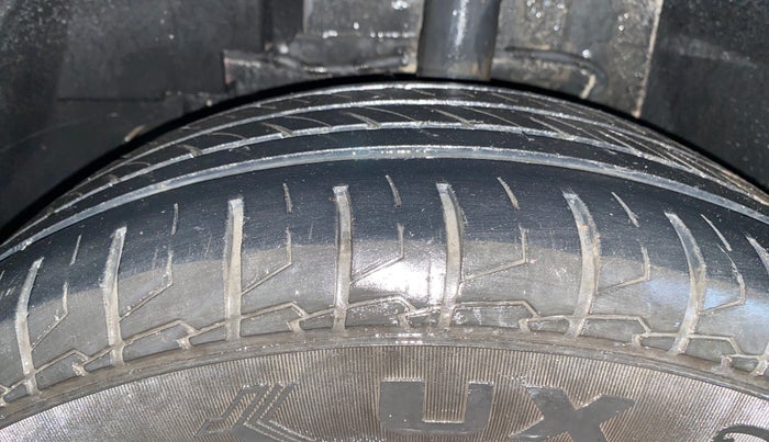 2019 Tata NEXON XM PETROL, Petrol, Manual, 99,183 km, Left Front Tyre Tread