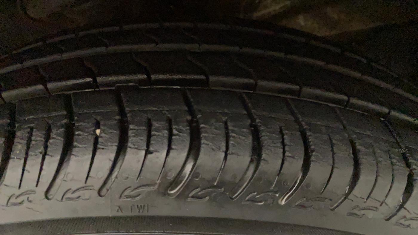 2019 Maruti S PRESSO VXI+, Petrol, Manual, 4,296 km, Right Front Tyre Tread