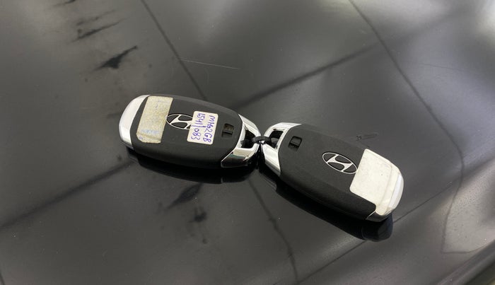 2023 Hyundai Verna SX (O) 1.5 TURBO PETROL DCT, Petrol, Automatic, 26,541 km, Key Close Up