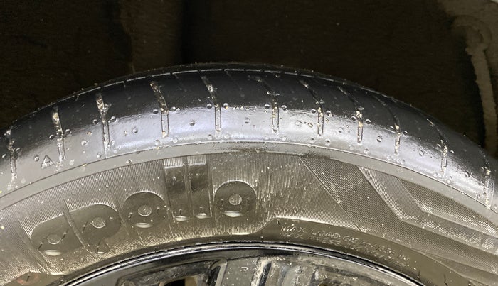 2023 Hyundai Verna SX (O) 1.5 TURBO PETROL DCT, Petrol, Automatic, 26,541 km, Right Rear Tyre Tread