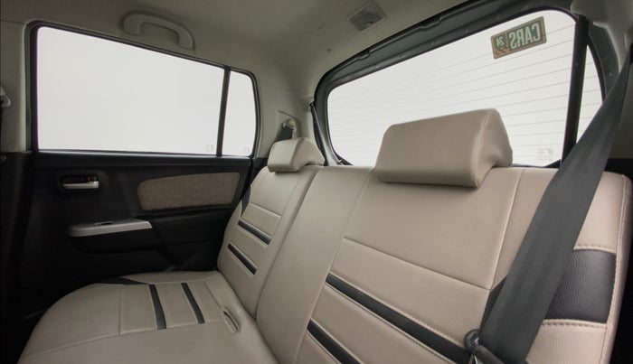 2015 Maruti Wagon R 1.0 VXI, Petrol, Manual, 90,925 km, Right Side Rear Door Cabin