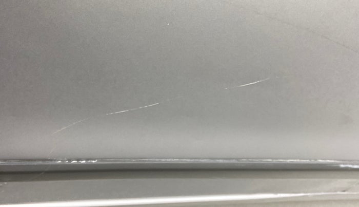 2015 Maruti Wagon R 1.0 VXI, Petrol, Manual, 90,925 km, Front passenger door - Minor scratches