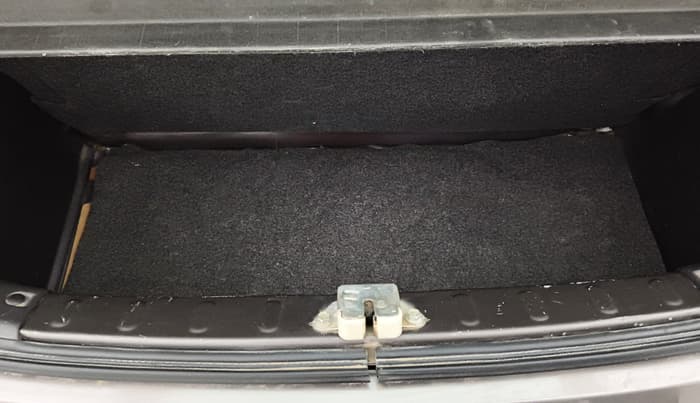 2017 Honda Brio VX MT, Petrol, Manual, 63,314 km, Boot Inside