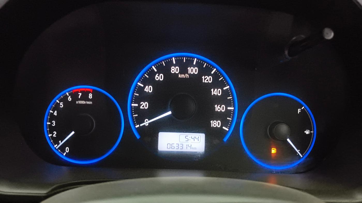 2017 Honda Brio VX MT, Petrol, Manual, 63,197 km, Odometer Image