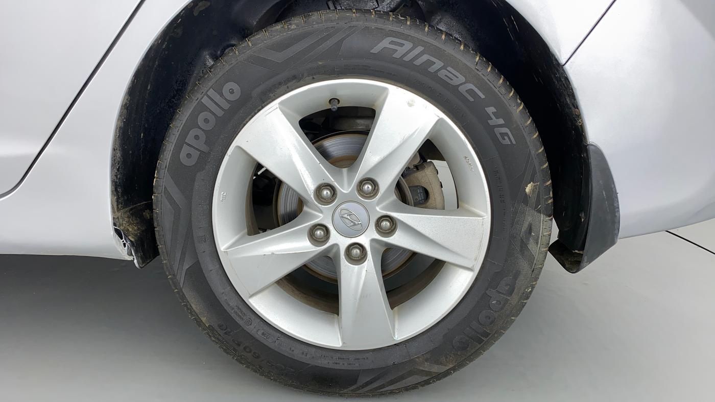 2013 Hyundai New Elantra 1.6 S MT DIESEL, Diesel, Manual, 48,405 km, Left Rear Wheel