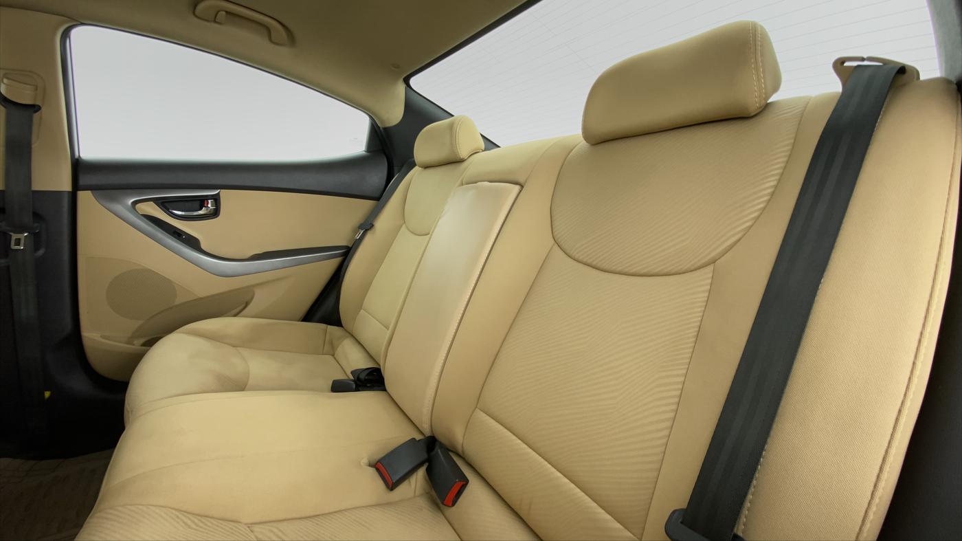 2013 Hyundai New Elantra 1.6 S MT DIESEL, Diesel, Manual, 48,405 km, Right Side Rear Door Cabin