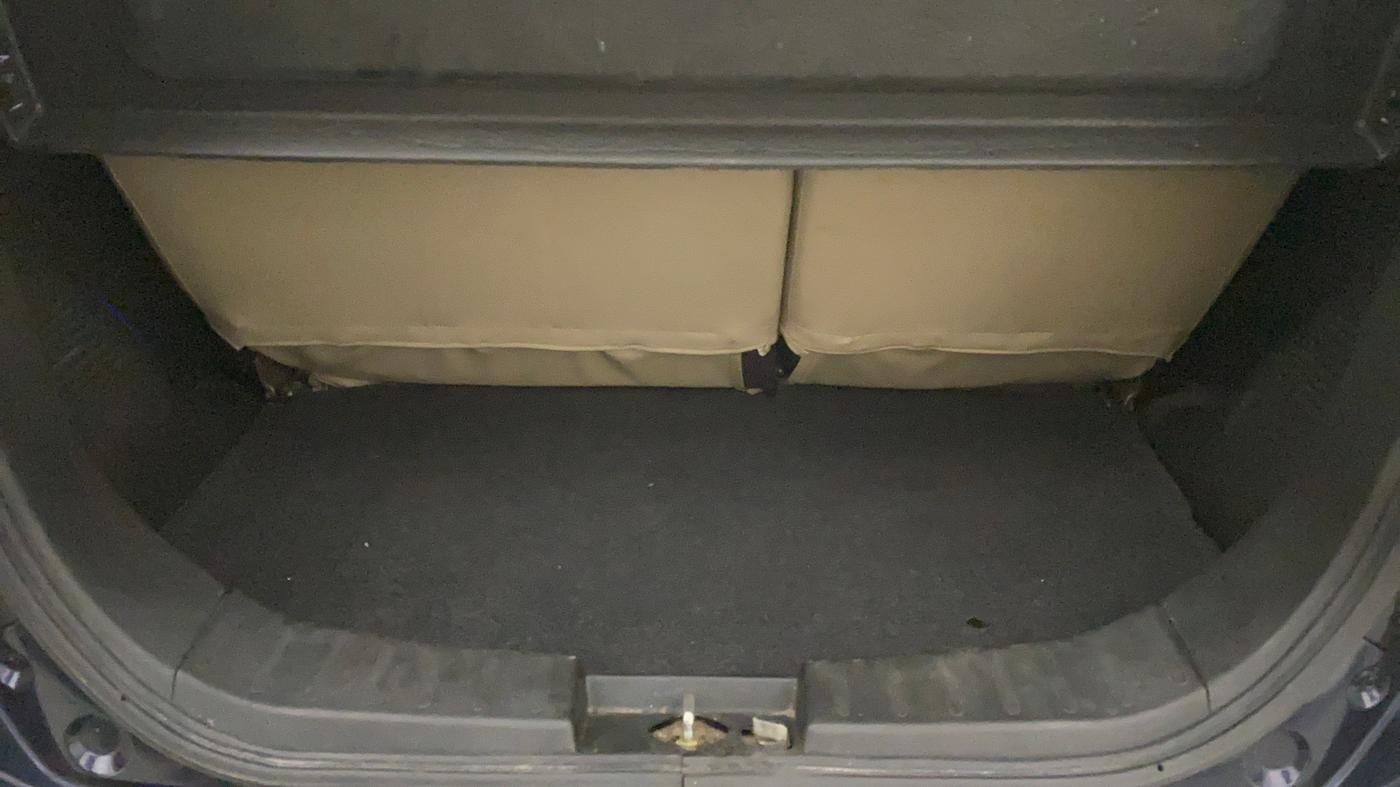 2017 Maruti Wagon R 1.0 VXI AMT, Petrol, Automatic, 65,289 km, Boot Inside