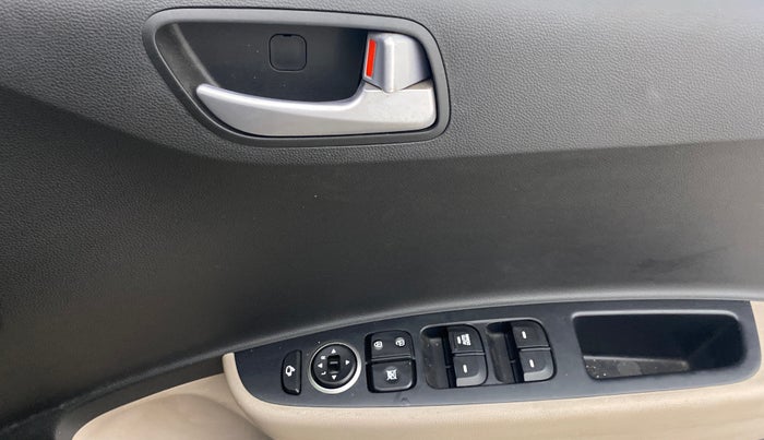 2020 Hyundai Grand i10 SPORTZ 1.2 KAPPA VTVT, Petrol, Manual, 53,906 km, Driver Side Door Panels Control