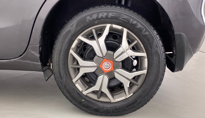 2016 Maruti Baleno DELTA PETROL 1.2, Petrol, Manual, 52,193 km, Left Rear Wheel