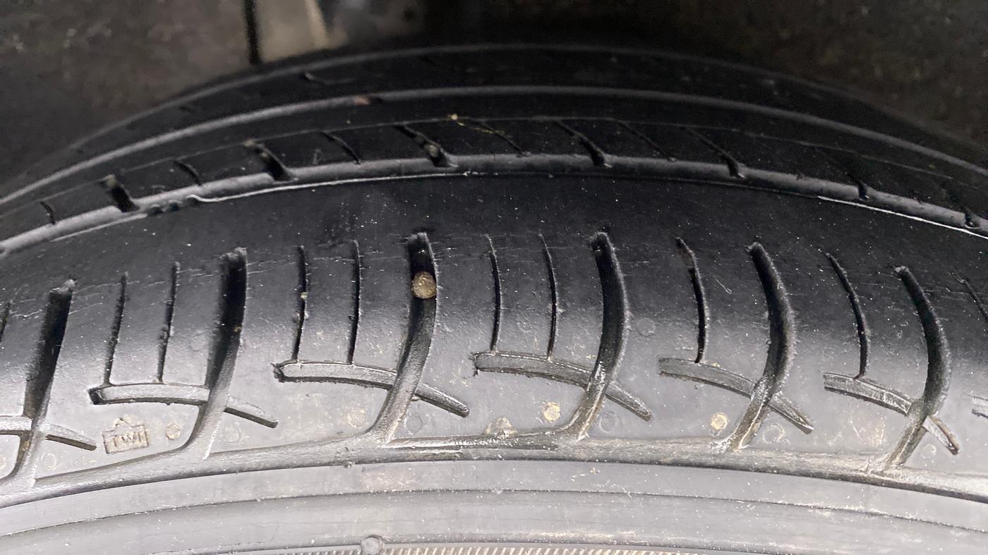 2016 Maruti Baleno DELTA PETROL 1.2, Petrol, Manual, 52,193 km, Right Rear Tyre Tread