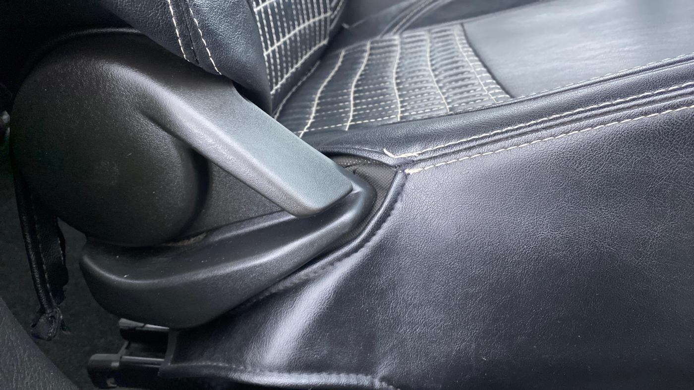 2016 Maruti Baleno DELTA PETROL 1.2, Petrol, Manual, 52,193 km, Driver Side Adjustment Panel