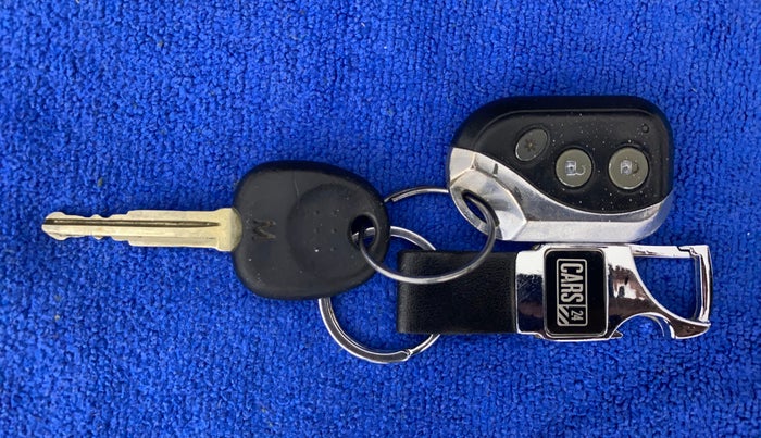 2012 Hyundai i10 ERA 1.1, CNG, Manual, 85,263 km, Key Close Up
