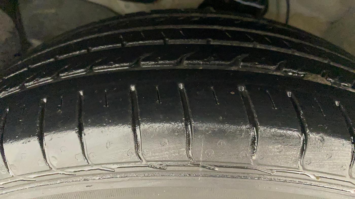 2017 Honda WR-V 1.2L I-VTEC VX MT, Petrol, Manual, 20,190 km, Left Front Tyre Tread