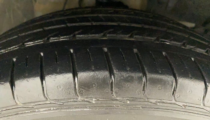 2017 Honda WR-V 1.2L I-VTEC VX MT, Petrol, Manual, 20,190 km, Right Front Tyre Tread