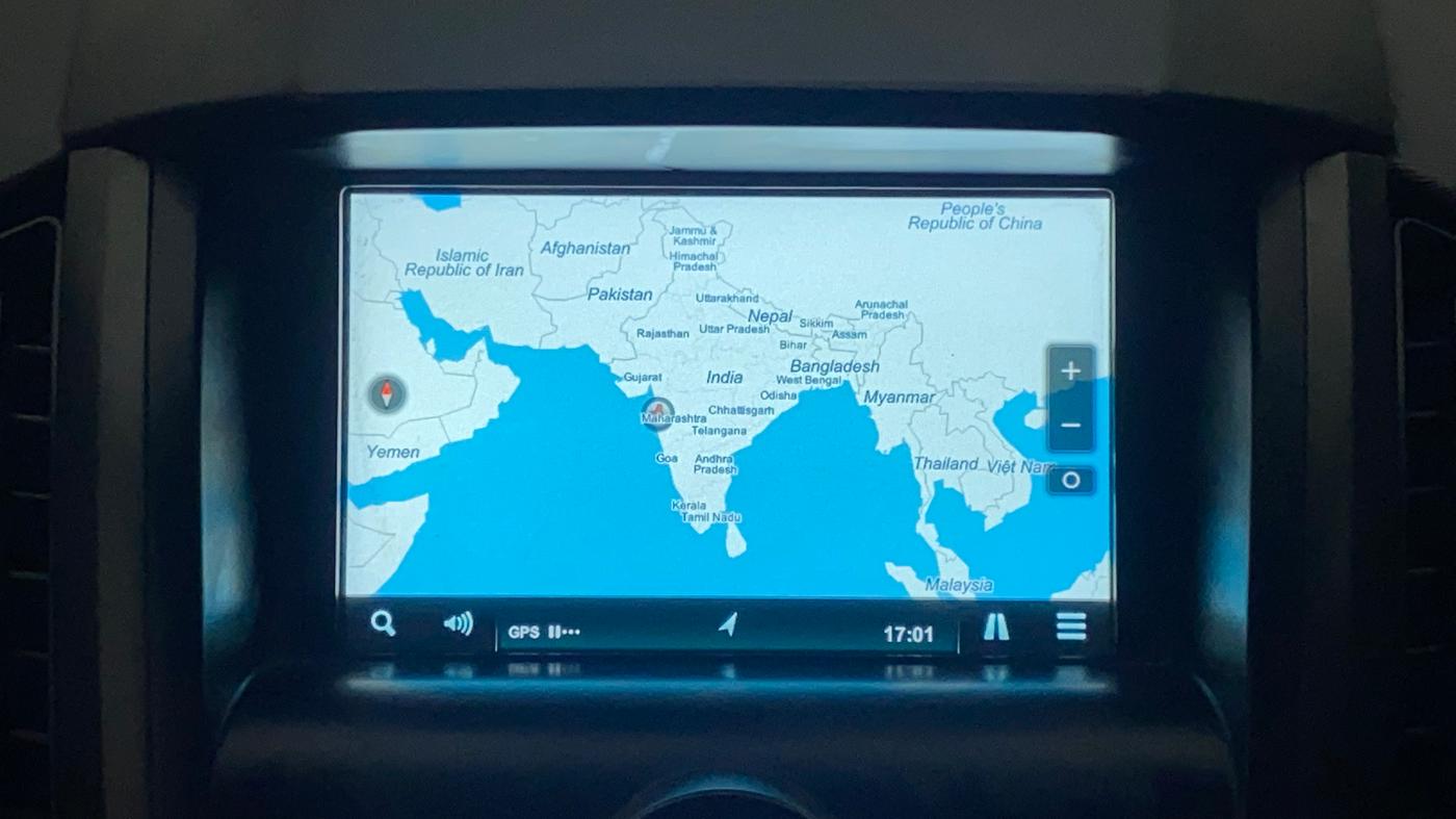2017 Mahindra XUV500 W10 AT, Diesel, Automatic, 86,943 km, Navigation System
