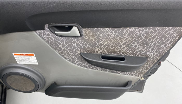 2018 Maruti Alto 800 LXI CNG, CNG, Manual, 39,960 km, Driver Side Door Panels Control