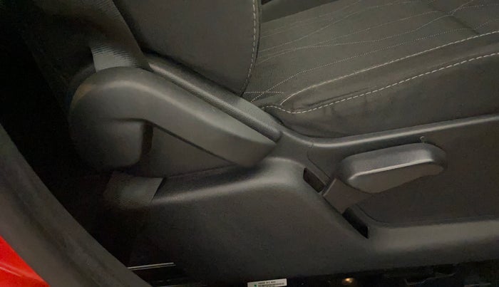 2018 Ford Ecosport TREND + 1.5L PETROL AT, Petrol, Automatic, 49,992 km, Driver Side Adjustment Panel