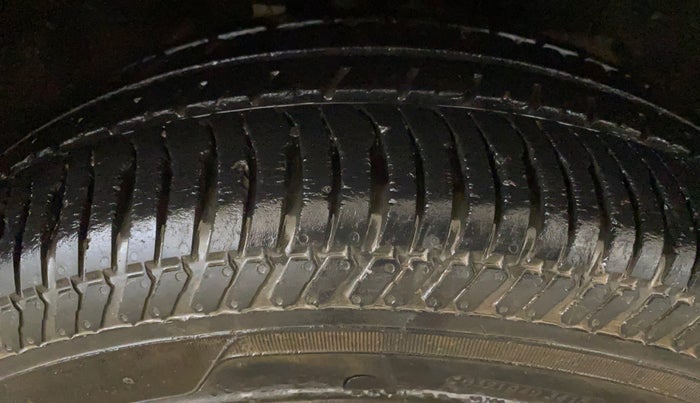 2018 Ford Ecosport TREND + 1.5L PETROL AT, Petrol, Automatic, 49,992 km, Right Rear Tyre Tread